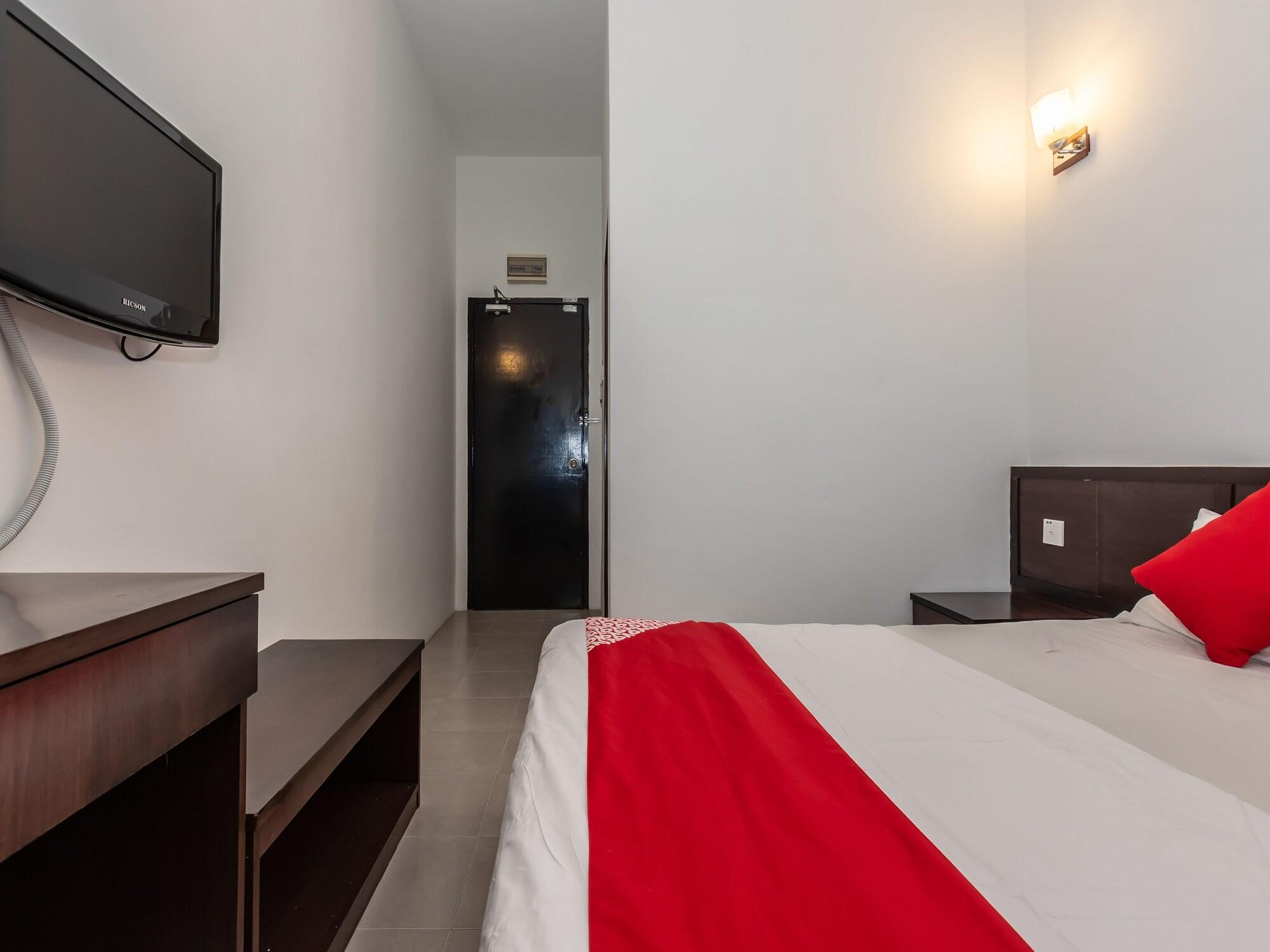 โอโย 1192 ฮัช เฮาส์ โฮเต็ล Hotel Malacca ภายนอก รูปภาพ